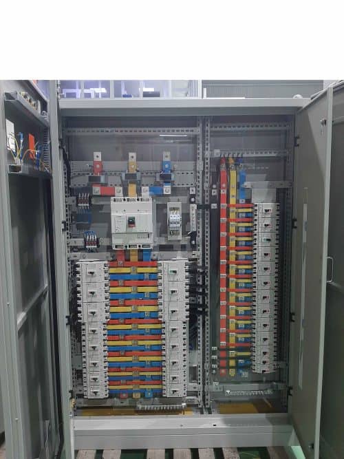 tủ phân phối db 3 pha mitsubishi 800A