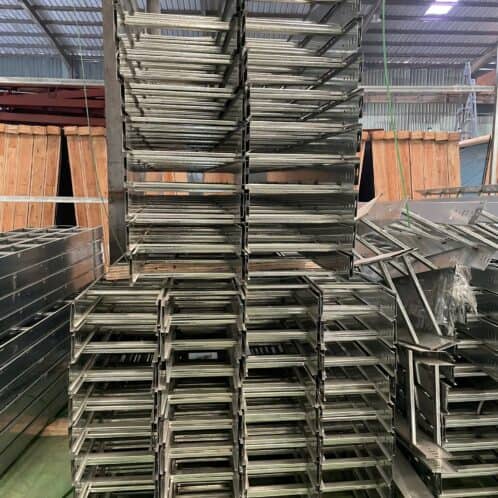 Thang cáp 300x100x1mm giá rẻ 2026 99,000 vnđ