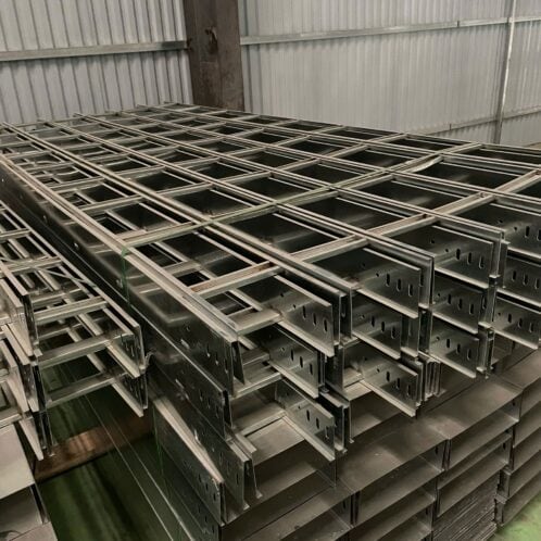 Thang cáp điện mạ kẽm hoặc sơn tĩnh điện có sẵn giá rẻ 2026 - Thang cáp điện 200x100x1.2 mm giá 110000 vnđ