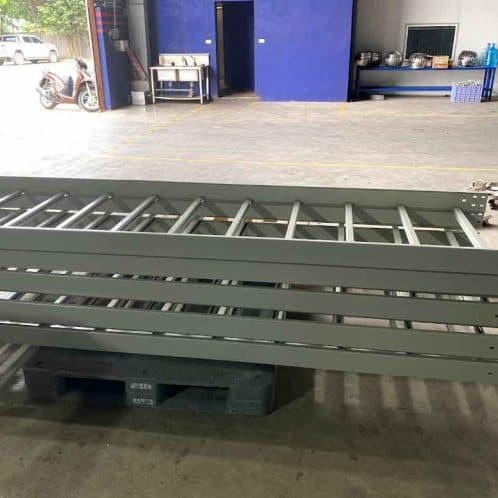 Thang máng cáp 300 x 100 x 1.2 mm sơn tĩnh điện ghi sáng
