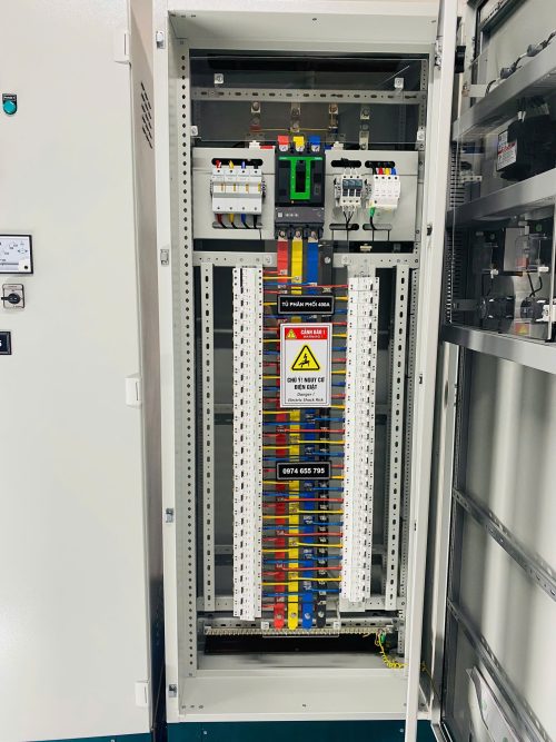 Tủ phân phối 400A 3 pha schneider mặt trong thiết bị