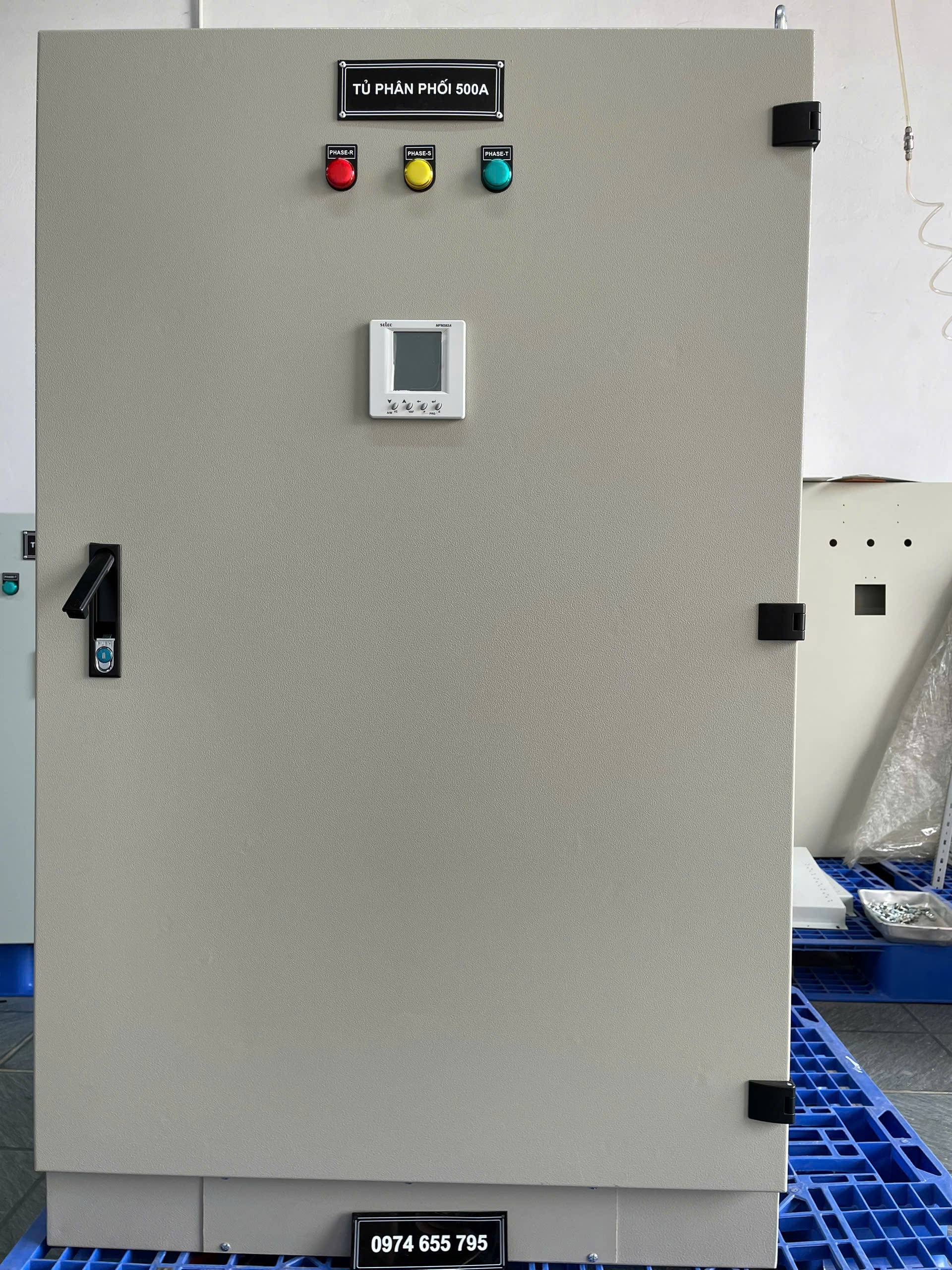 Vỏ tủ điện 1500x800 2 lớp cánh cánh ngoài giá 4,900,000 VNĐ Vỏ tủ điện 1500x800 2 lớp cánh cánh ngoài giá 4,900,000 VNĐ